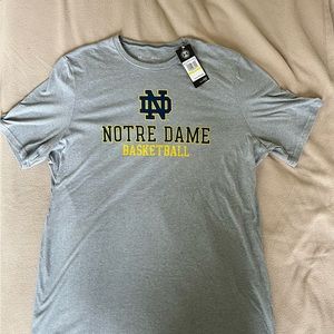NWT Under Armour Notre Dame T-Shirt - Medium